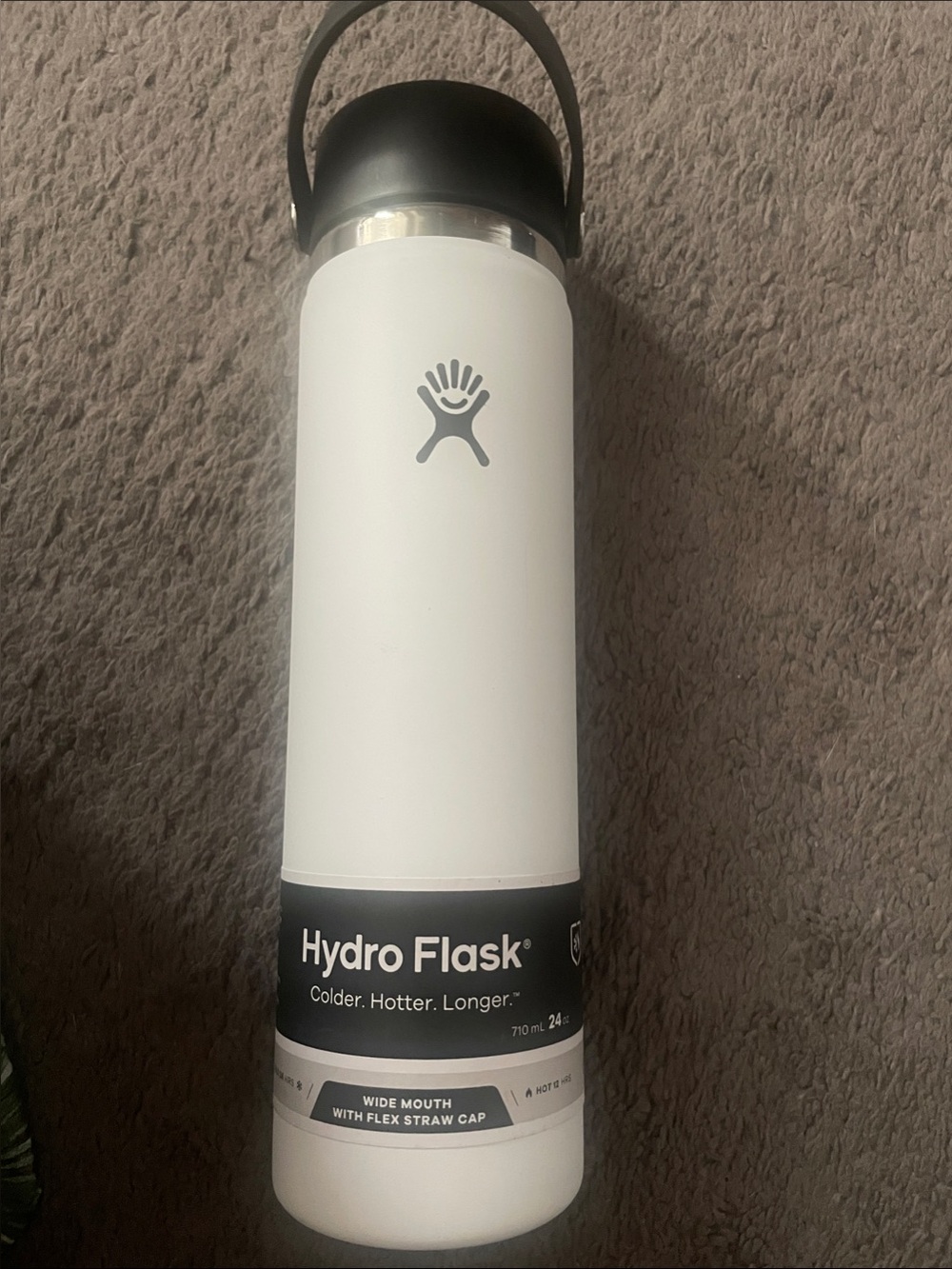 Hydro Flask White Bottle with flex straw 24oz.